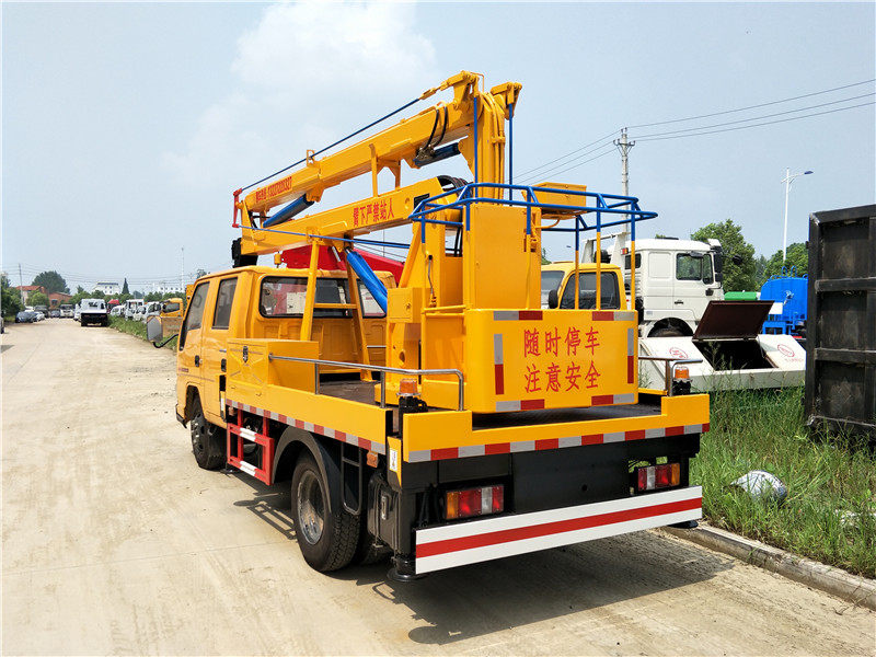 江铃双排12米蓝牌高空作业车