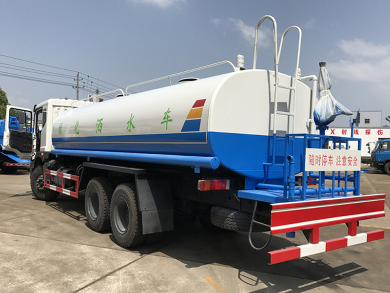 东风后双桥19吨洒水车3.jpg